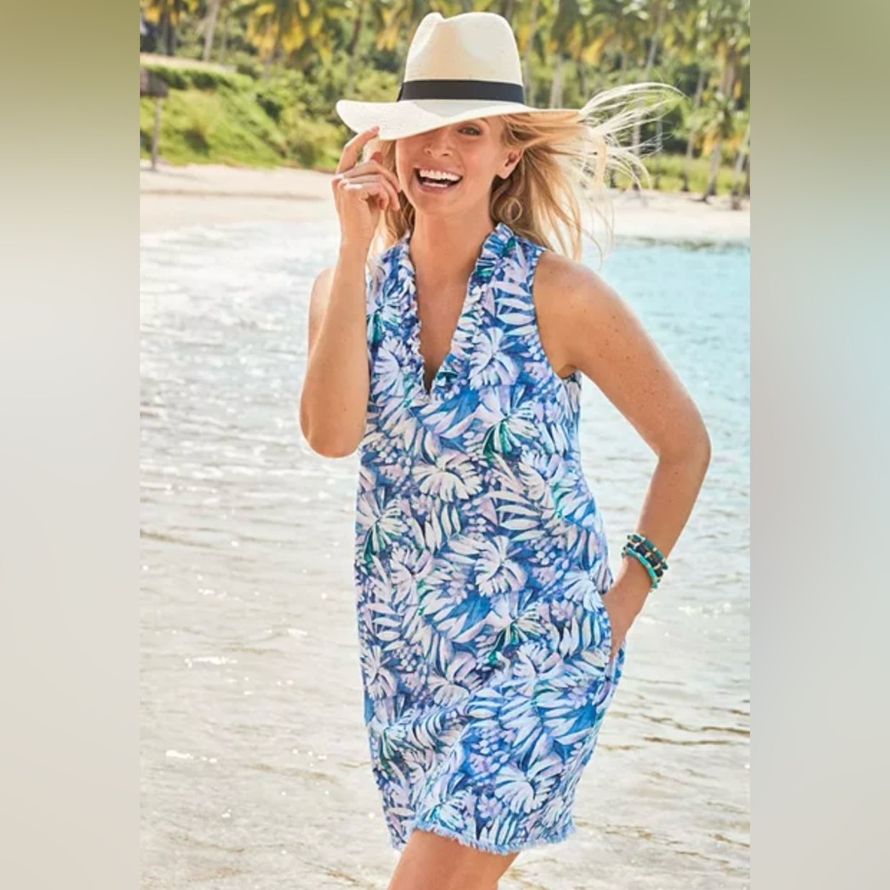 Tommy Bahama Sleeveless Two Palms I Be-Leaf in You Shift Dress. ZB12